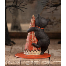 Load image into Gallery viewer, Johanna Parker Hugga-Hat Jack Cat Bethany Lowe