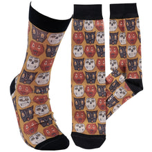 Load image into Gallery viewer, Vintage Style Halloween Faces Socks Primitives by Kathy
