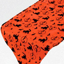 Load image into Gallery viewer, NEW! Beistle Vintage Style Halloween Table Runner Cats &amp; Bats
